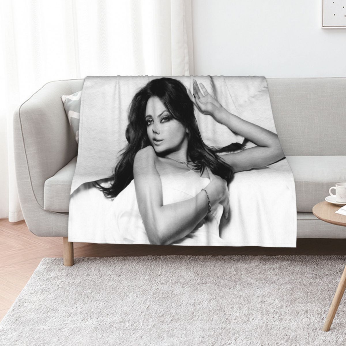 Anime Cosplay Idea - hot mila Throw Blanket cosplay anime