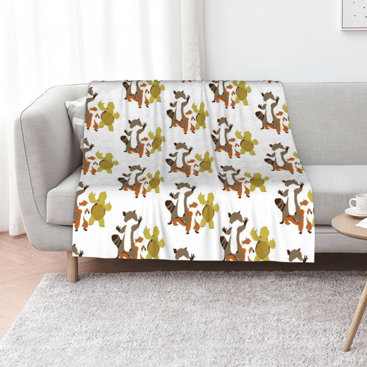 Over the Hedge Throw Blanket v - огляд і ціна Anime Cosplay Idea